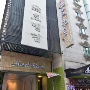Reem Seoul